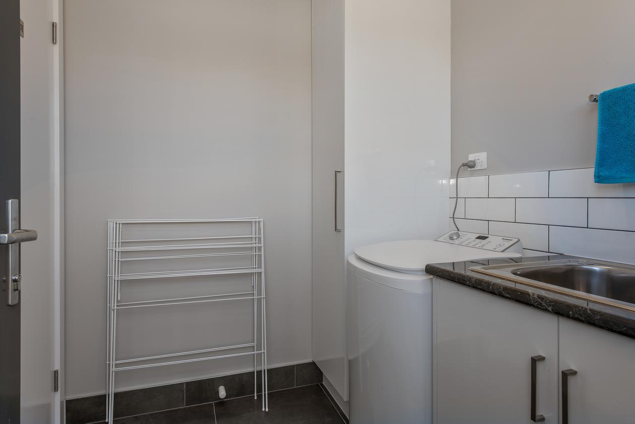 The Wellington Bed And Breakfast Лонґфорд Екстер'єр фото